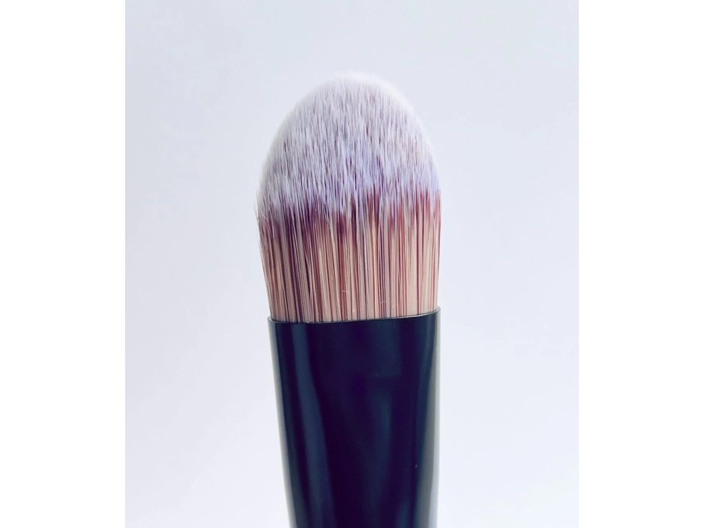 Foundation Brush 08